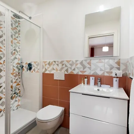 Mahal Kita Lovely 6-bed In Appartement