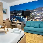 Apartment Mahal Kita Lovely 6-bed In