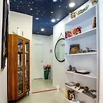 Apartment Mahal Kita Lovely 6-bed In *
