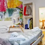 Mahal Kita Lovely 6-bed In *