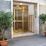 Mahal Kita Lovely 6-bed In Apartment Sorrento