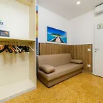 Mahal Kita Lovely 6-bed In Apartment