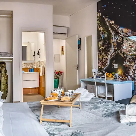 Mahal Kita Lovely 6-bed In * Сорренто