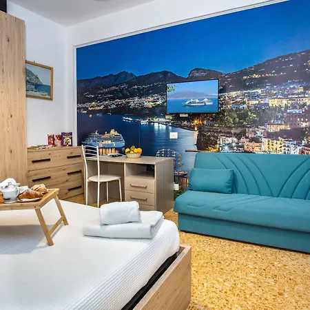 Mahal Kita Lovely 6-bed In Lejlighed Sorrento