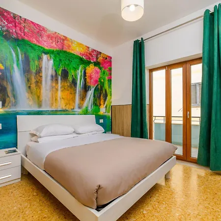 Mahal Kita Lovely 6-bed In
