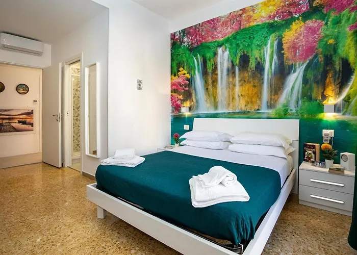 Mahal Kita Lovely 6-bed In *