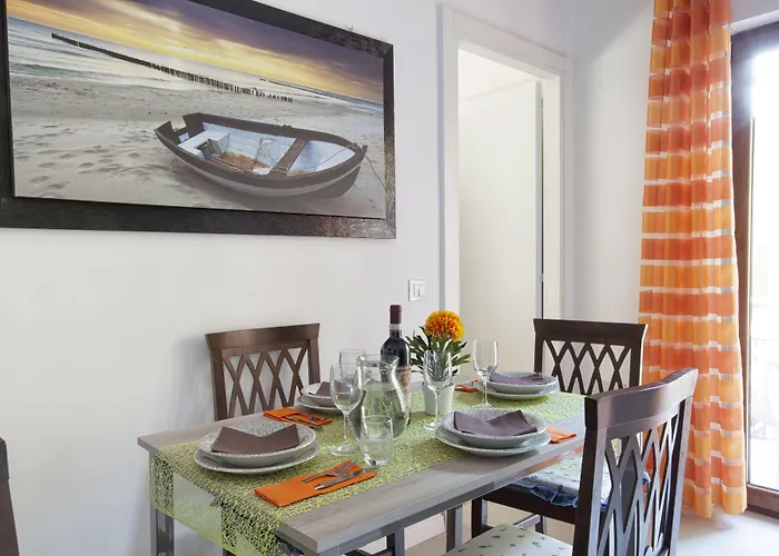 דירה Mahal Kita Lovely 6-bed In