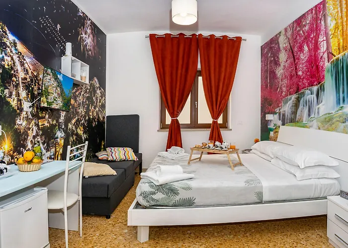 Mahal Kita Lovely 6-bed In