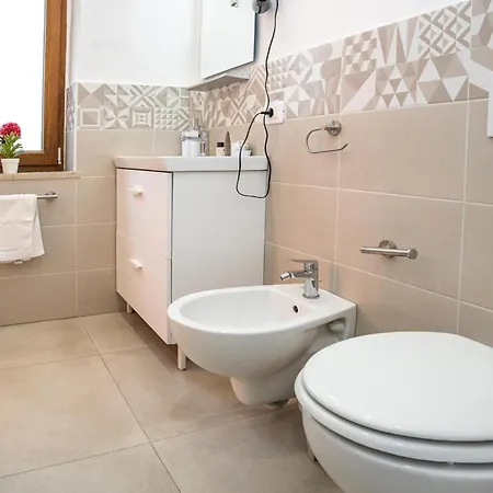 Mahal Kita Lovely 6-bed In Apartamento *